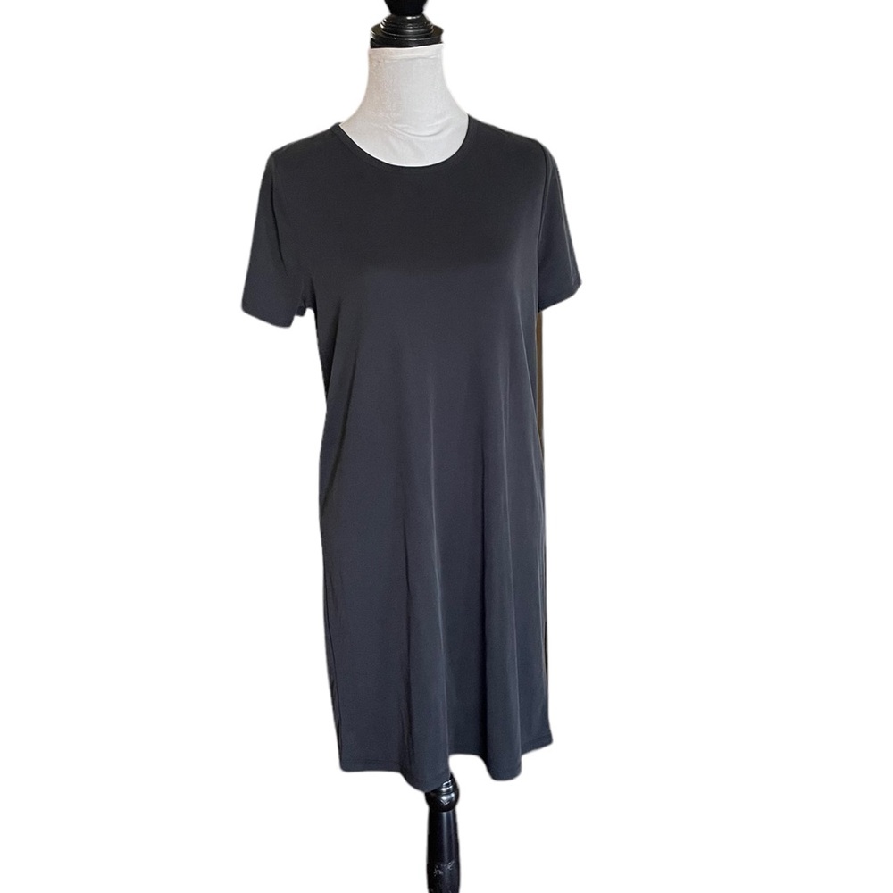 Lumiere shortsleeved black comfortable neutral casual t shirt dress size large